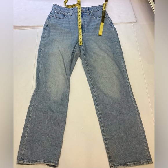 Madewell jeans, curvy, 11” high waisted, straight leg, light wash, 27 waist - Picture 6 of 11
